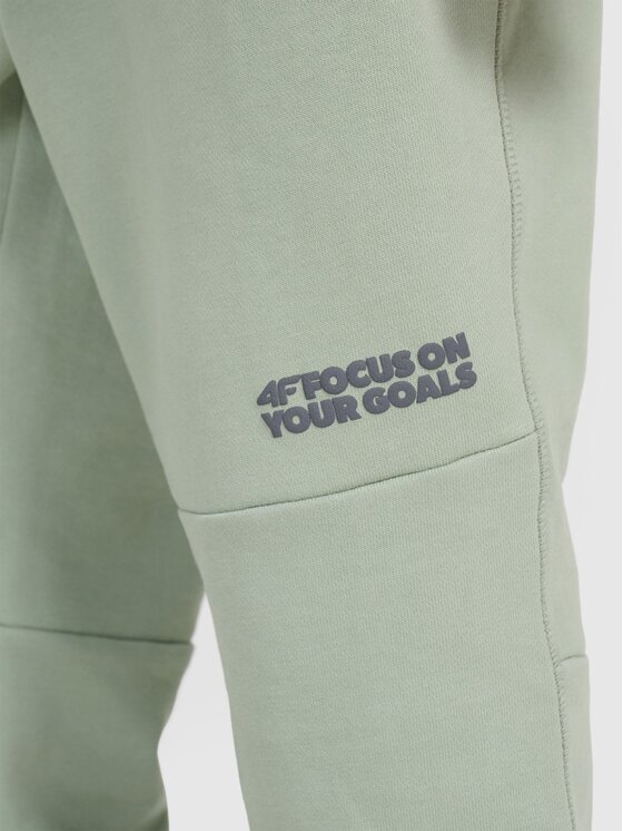 4F 4F Pantaloni da tuta 4FJRAW25TTROM1605-44S Verde Regular Fit