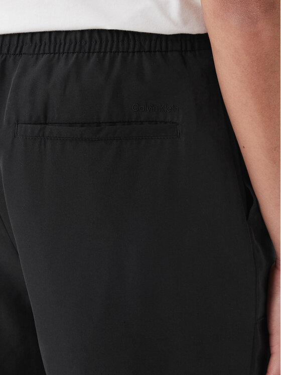 Calvin Klein Calvin Klein Pantalon scurți din material LV04LF614G Negru Regular Fit