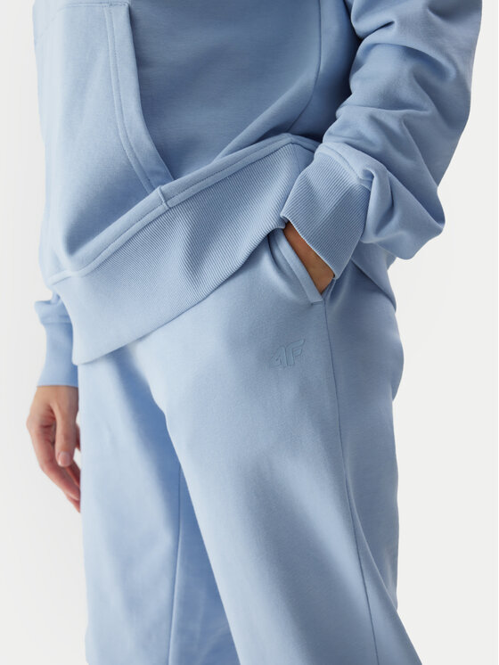 4F 4F Pantaloni da tuta 4FWSS24TTROF606 Celeste Regular Fit