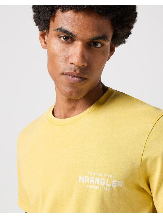 Wrangler Wrangler T-Shirt GRAPHIC TEE Żółty Regular Fit
