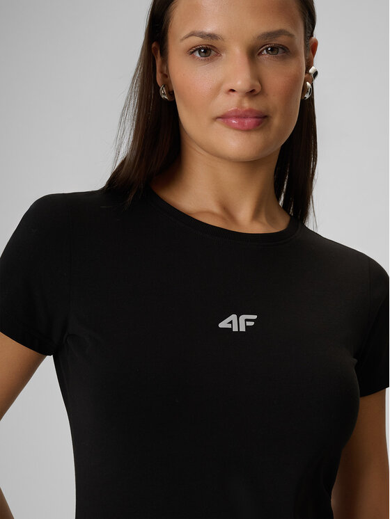 4F 4F T-Shirt NOS Czarny Slim Fit