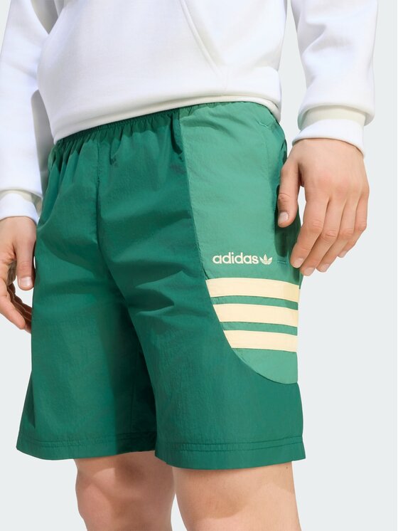 adidas adidas Szorty sportowe 171096 Zielony Regular Fit
