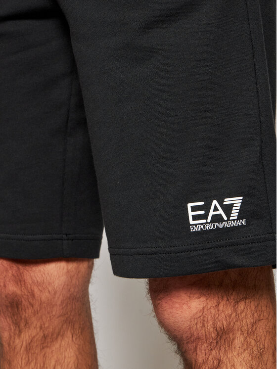 EA7 Emporio Armani EA7 Emporio Armani Športové kraťasy 8NPS02 PJ05Z 1200 Čierna Regular Fit