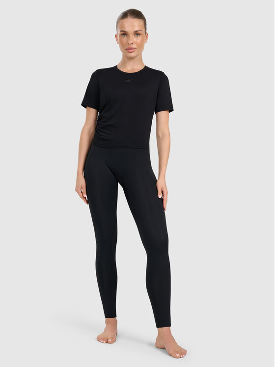4F 4F Koszulka techniczna YOGA Czarny Slim Fit