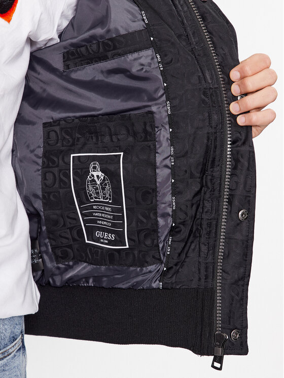 Guess Guess Žieminė striukė M3BL13 WFOP2 Juoda Regular Fit