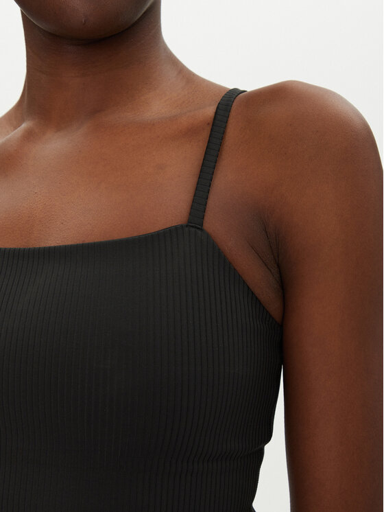 Girlfriend Collective Girlfriend Collective Top Rib Cami 1037 Czarny Slim Fit