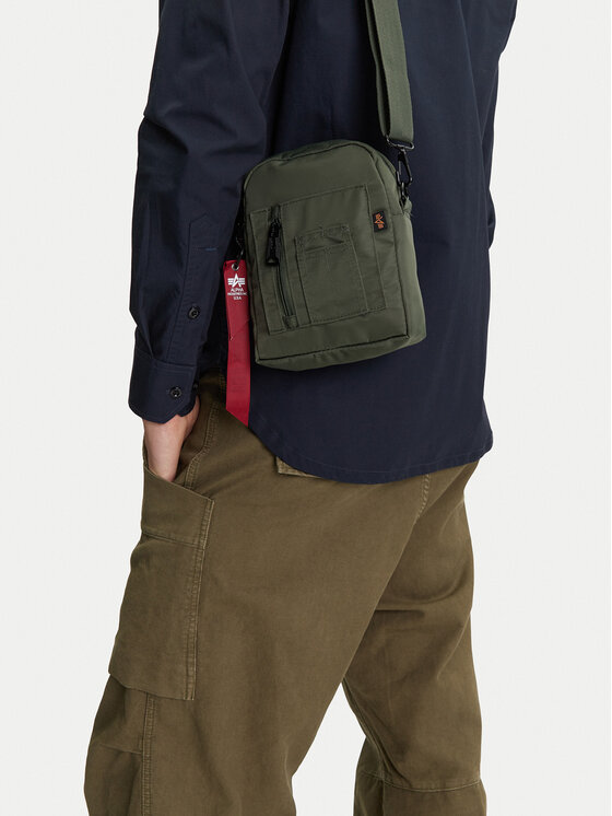 Alpha Industries Alpha Industries Crossover torbica Crew Carry Bag 196924 Zelena