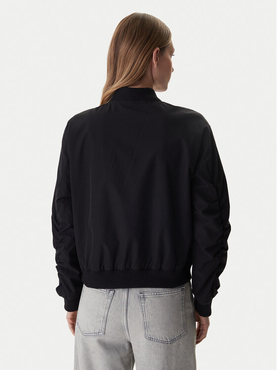 Vero Moda Vero Moda Demisezoninė striukė 10338783 Juoda Regular Fit