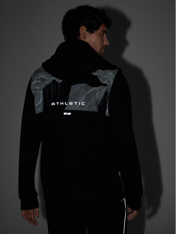 4F 4F Bluza NIGHT RUN Czarny Regular Fit