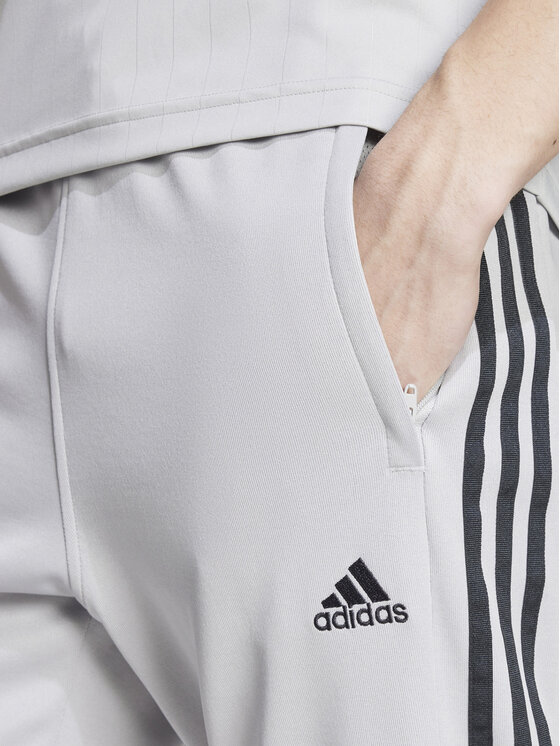 adidas adidas Donji dio trenerke Tiro IY4288 Siva Regular Fit