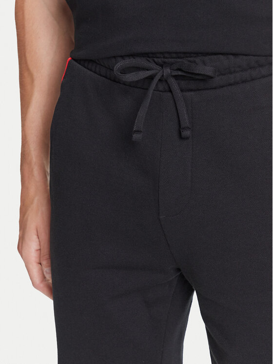 HUGO HUGO Sporta šorti Liam 50540936 Melns Regular Fit