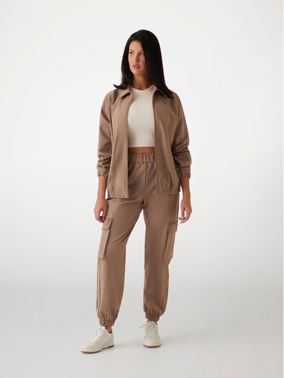 Guess Guess Spodnie materiałowe 171059 Brązowy Slim Fit