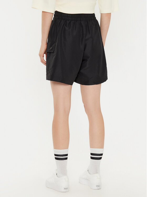 adidas adidas Pantaloni scurți sport Essentials Woven JD1514 Negru Loose Fit