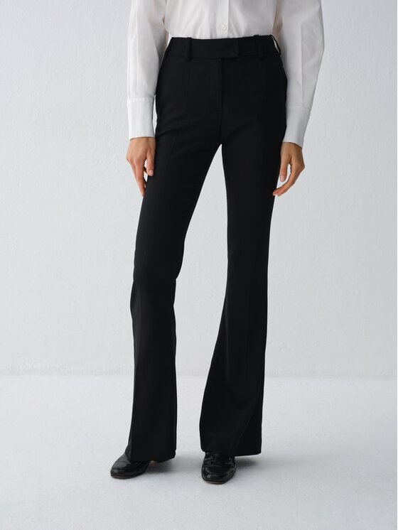 La Mania La Mania Spodnie garniturowe EDO Czarny Basic Fit
