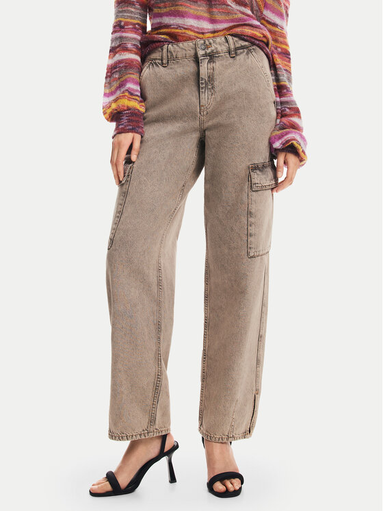 Desigual Džínsy Casandr 24WWDD96 Sivá Straight Fit