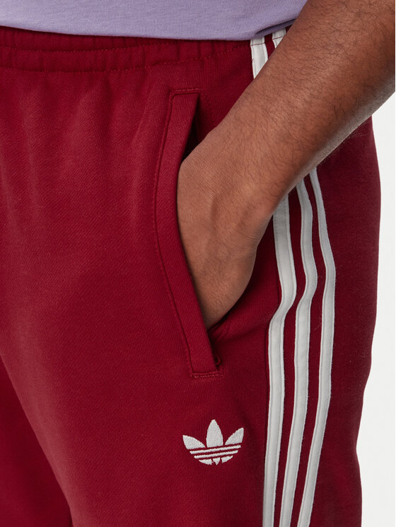 adidas adidas Спортни шорти 3-Stripes Shorts KE1692 Червен Regular Fit