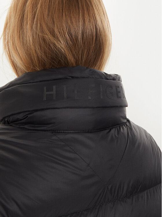 Tommy Hilfiger Tommy Hilfiger Kurtka puchowa WW0WW43118 Czarny Relaxed Fit