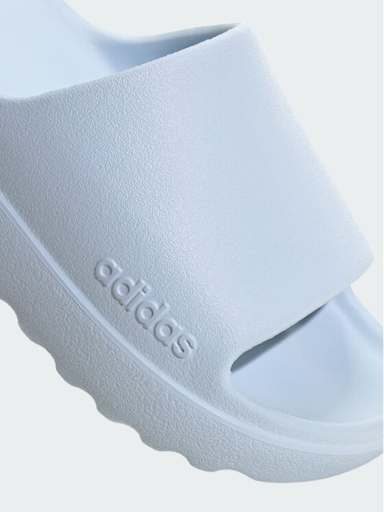 adidas adidas Klapki 140033 Niebieski jasny