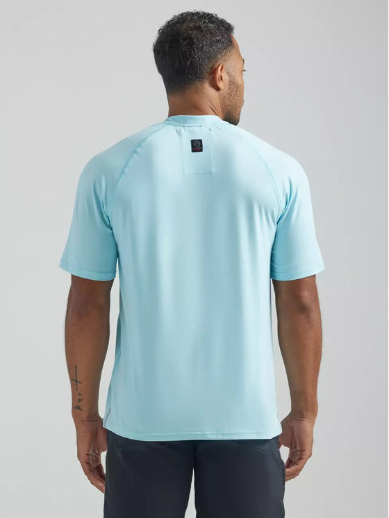 Wrangler Wrangler T-shirt SS PERFORMANCE TEE Blu Regular Fit