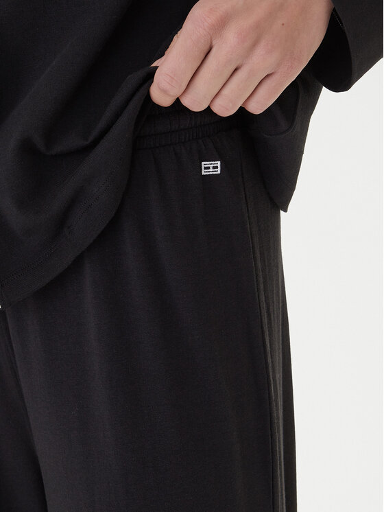 Tommy Hilfiger Tommy Hilfiger Pidžama UW0UW06142 Melns Relaxed Fit