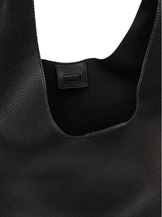 Calvin Klein Calvin Klein Kabelka Slouchy Pebble Medium Bag LV04F3596G Čierna