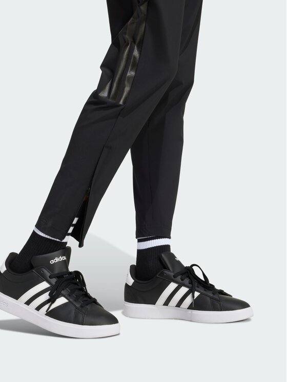 adidas adidas Spodnie materiałowe 158889 Czarny Slim Fit
