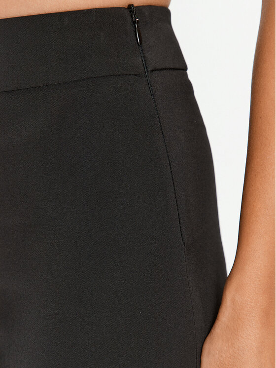 Rinascimento Rinascimento Hlače CFC0115593003 Crna Relaxed Fit