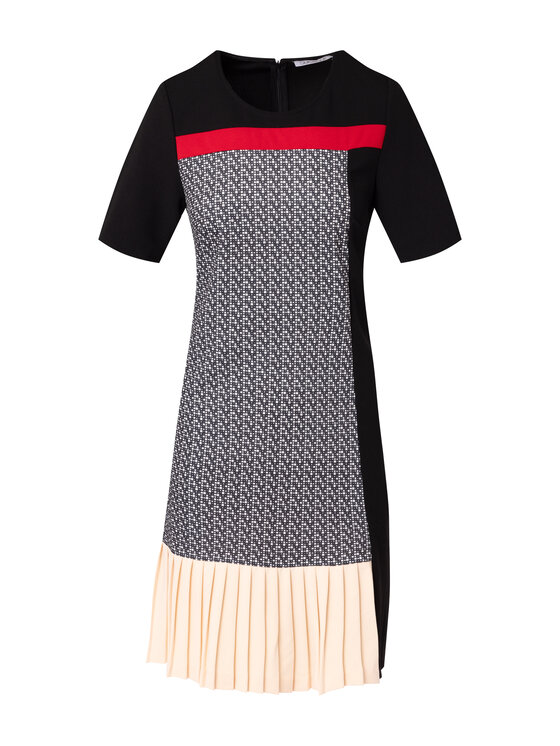 QUIOSQUE QUIOSQUE Každodenné šaty QUIOSQUE 4NC026229 Čierna Regular Fit