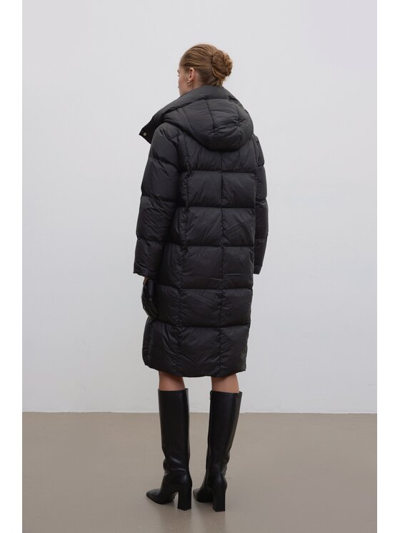 Estro Estro Μπουφάν πουπουλένιο ER00118489 Μαύρο Loose Fit