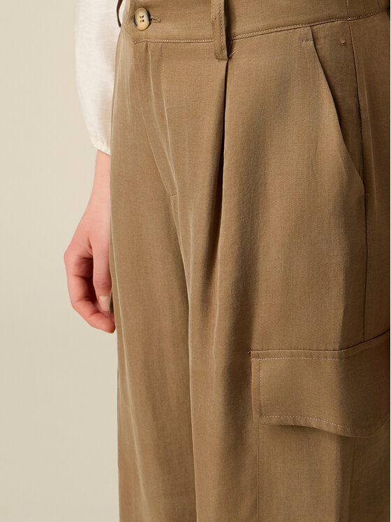Oltre Oltre Spodnie materiałowe P010J002661N032 Kremowy Baggy Fit