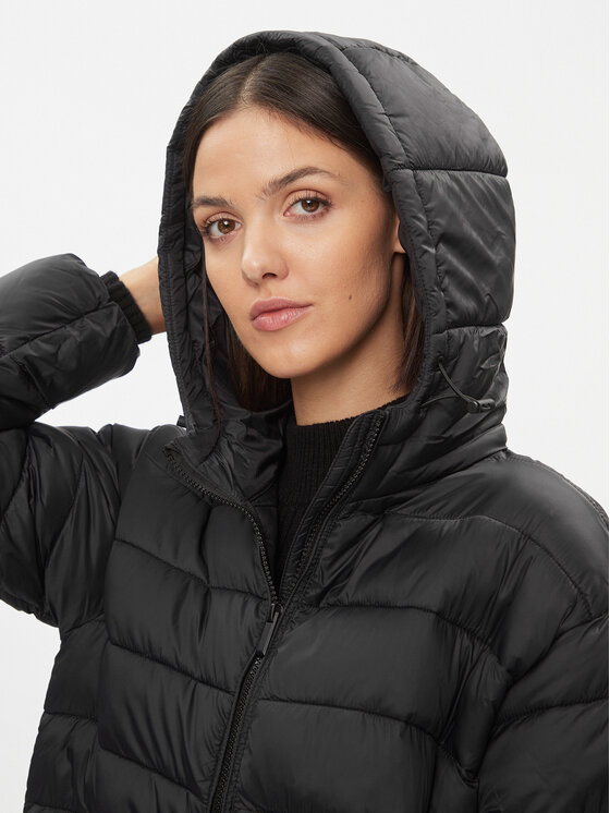 ONLY ONLY Žieminė striukė 15300258 Juoda Regular Fit