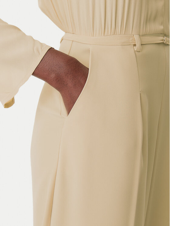 Patrizia Pepe Patrizia Pepe Kezeslábas 8T0047 A545 B814 Bézs Regular Fit