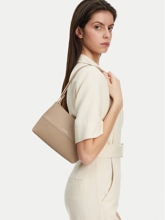 Calvin Klein Calvin Klein Torbica Ck Mixmedia Convertible Bag_Mono K60K613170 Bež