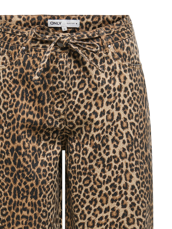 ONLY ONLY Pantaloni scurți de blugi Naomi 15351037 Maro Regular Fit
