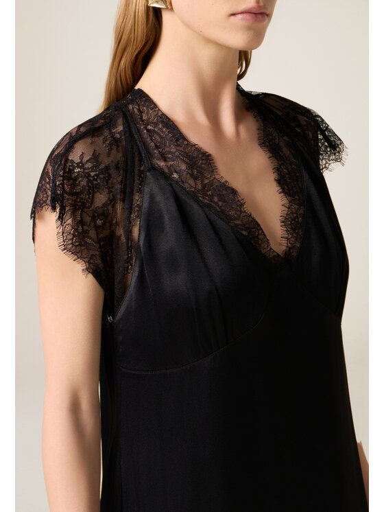 Oltre Oltre Vestito da giorno 7087R005146N033 Nero Baggy Fit