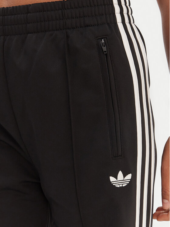 adidas adidas Долнище анцуг Firebird KD7976 Черен Loose Fit