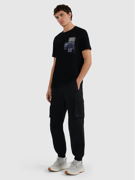 4F 4F T-Shirt VICTORY FIT Czarny Regular Fit