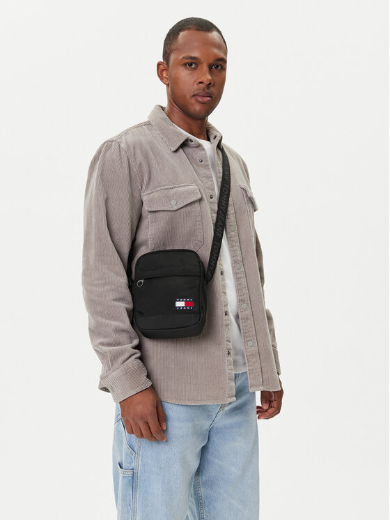 Tommy Jeans Tommy Jeans Плоска сумка Tjm Ess Daily Reporter AM0AM13389 Чорний