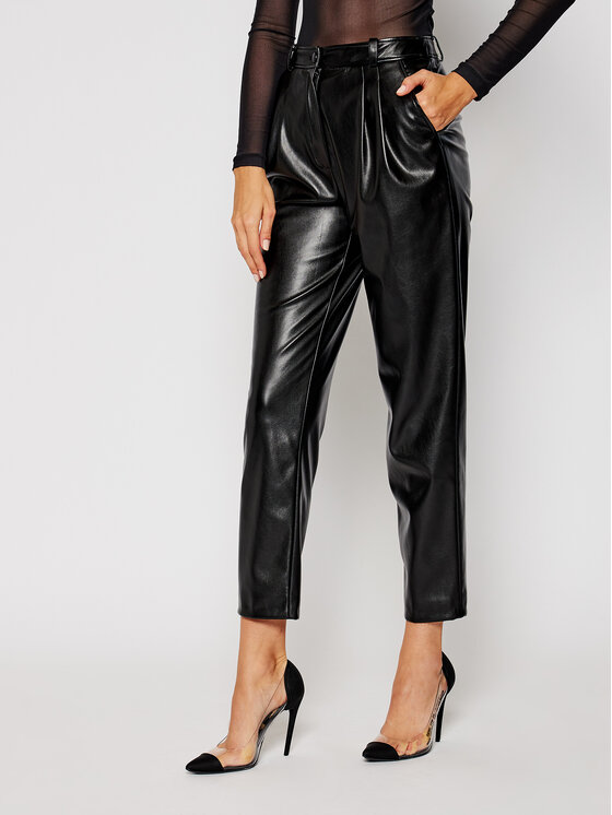 Luisa Spagnoli Luisa Spagnoli Ādas imitācijas bikses Opium 537533 Melns Regular Fit