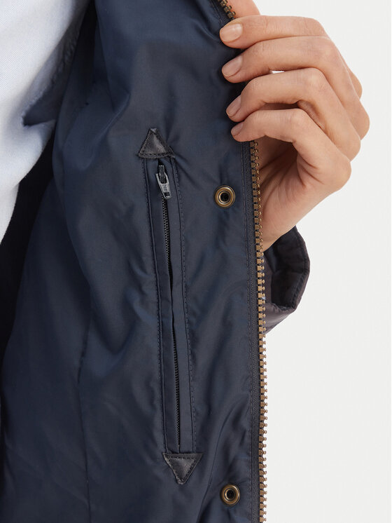 Barbour Barbour Kurtka przejściowa Flyweight Cavalry LQU0228NY91 Granatowy Regular Fit