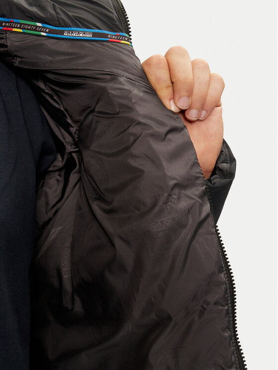 Napapijri Napapijri Зимно яке Moesa NP0A4I1R Черен Regular Fit