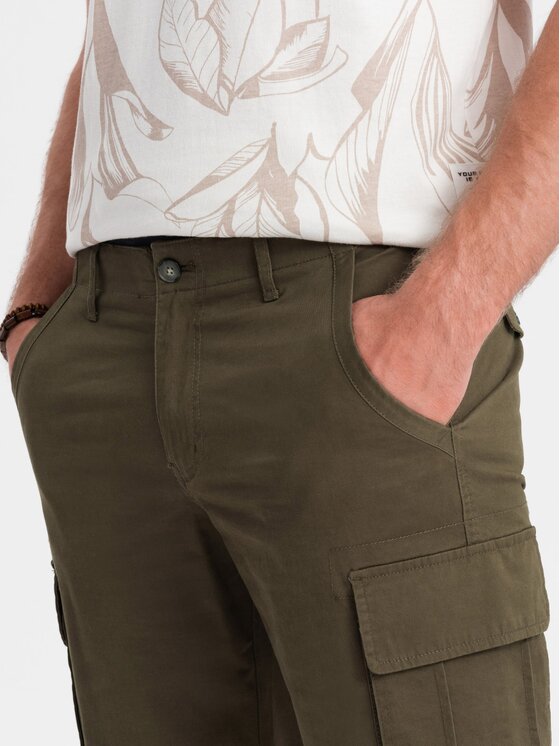 Ombre Ombre Szorty materiałowe OM-SRCG-0133 Zielony Cargo Fit