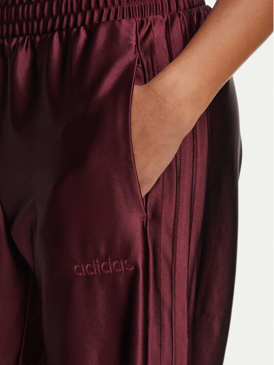 adidas adidas Pantaloni da tuta Seasonal Essentials KV6852 Bordeaux Regular Fit