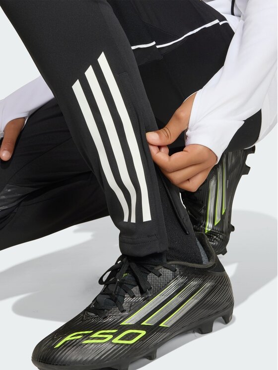 adidas adidas Spodnie dresowe Real Madrid Avengers 25/26 Tiro25 Competition Training Czarny Slim Fit