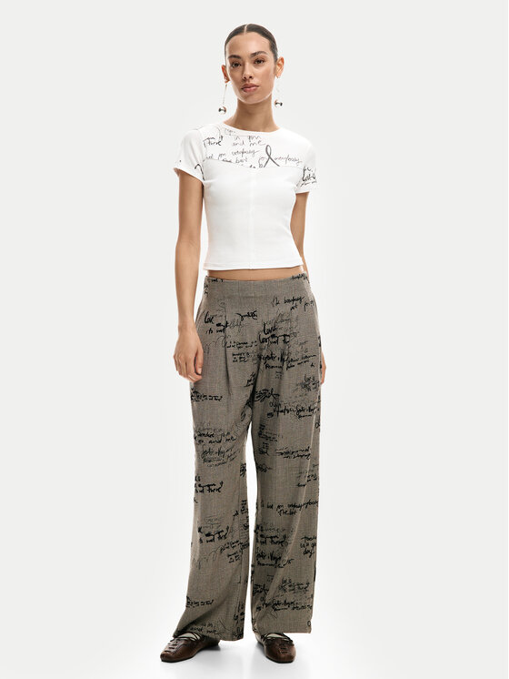 Desigual Desigual T-krekls Helsinki 26SWTK10 Écru Slim Fit