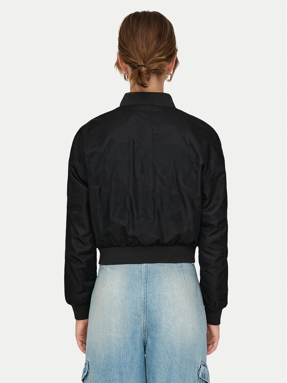 ONLY ONLY Bunda bomber Tatjano 15336394 Černá Regular Fit