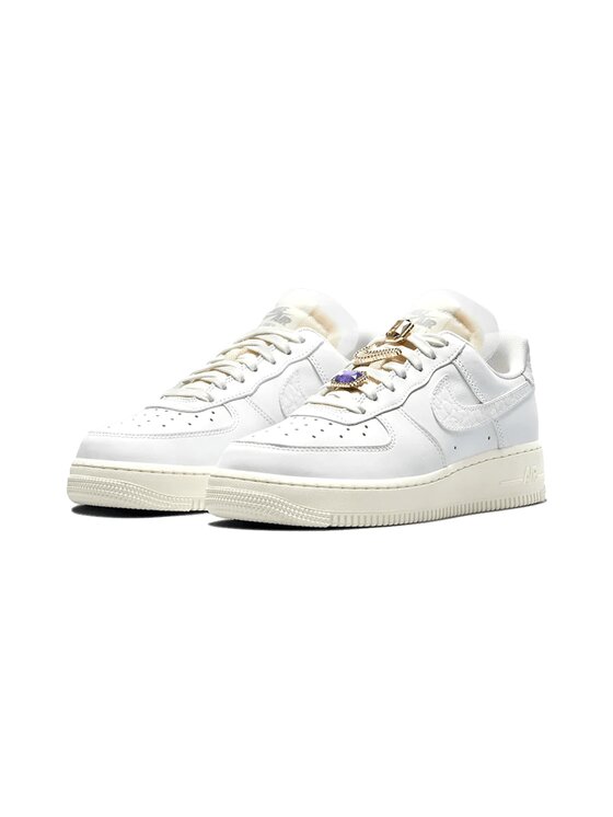 Nike Nike Sneakersy Nike Air Force 1 Low Premium Jewels Bílá