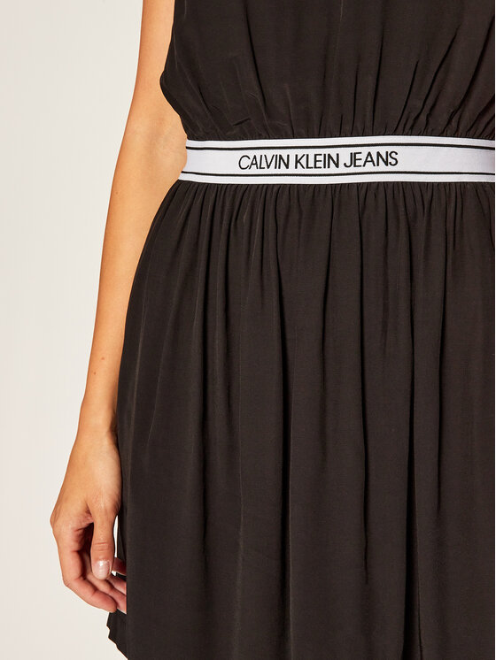 Calvin Klein Jeans Calvin Klein Jeans Sukienka codzienna J20J214162 Czarny Regular Fit