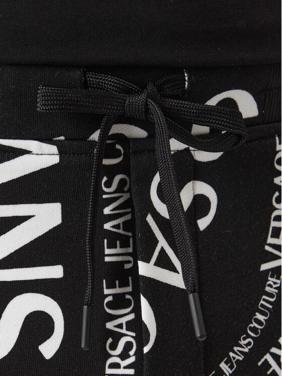 Versace Jeans Couture Versace Jeans Couture Športové kraťasy 80GAD3B0 FS221 Čierna Regular Fit