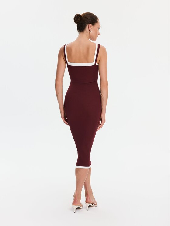 Nudyess Nudyess Sukienka codzienna Lisa z prążka Bordowy Slim Fit
